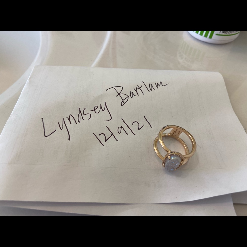 Kendra Scott Ring size 8